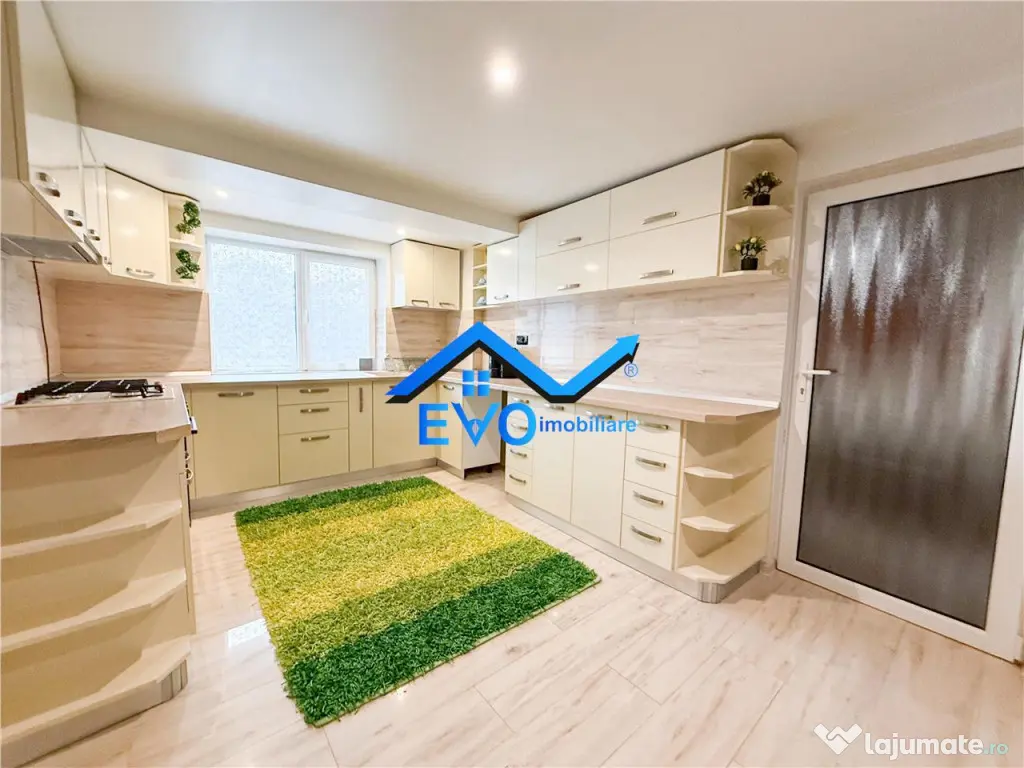 Apartament cu 3 camere la vila, 100 mp, 2 bai, zona Copou Ia