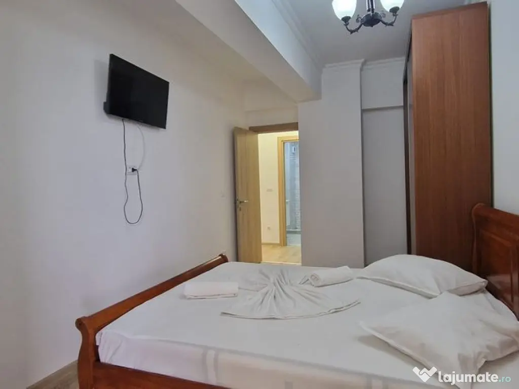 Mamaia zona Butoaie, bloc nou , mobilat utilat 