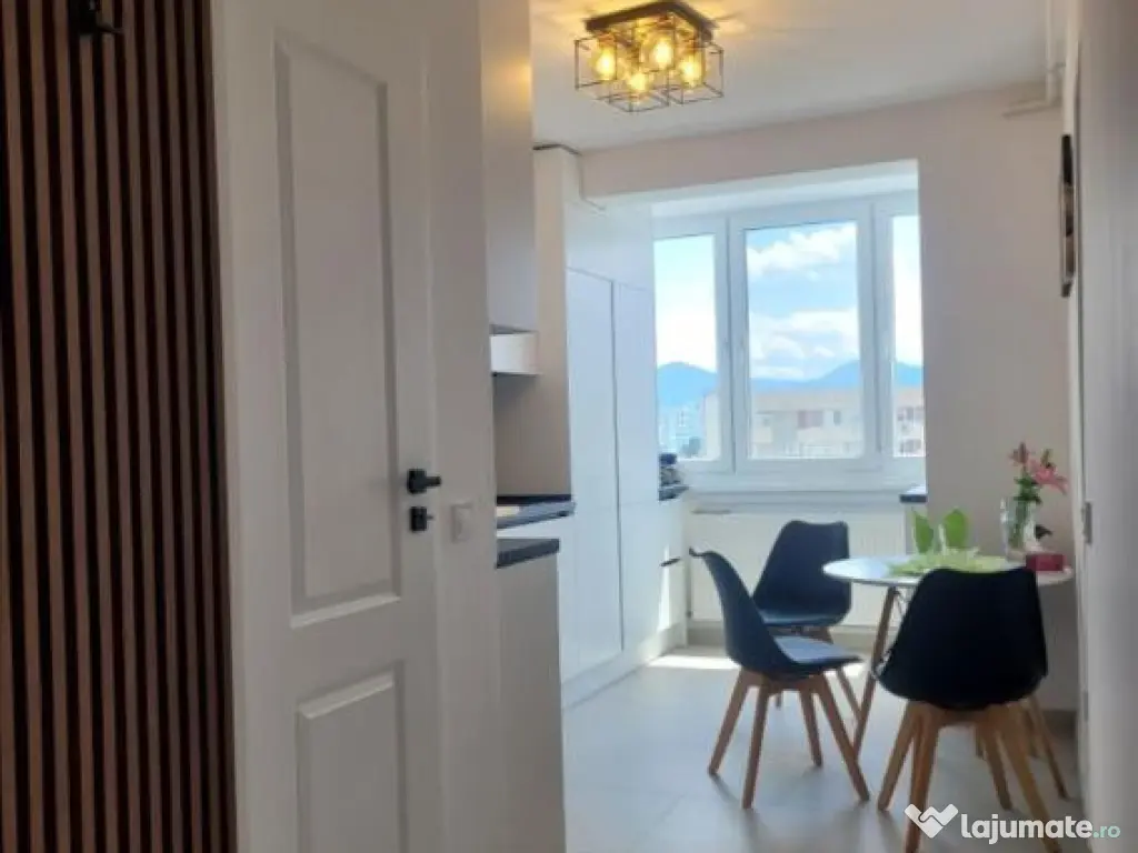 Apartament 2 camere cu vedere spectaculoasa asupra orasului 