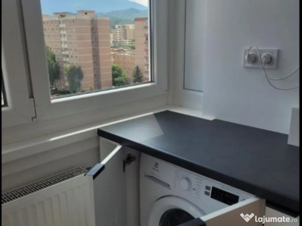 Apartament 2 camere cu vedere spectaculoasa asupra orasului 