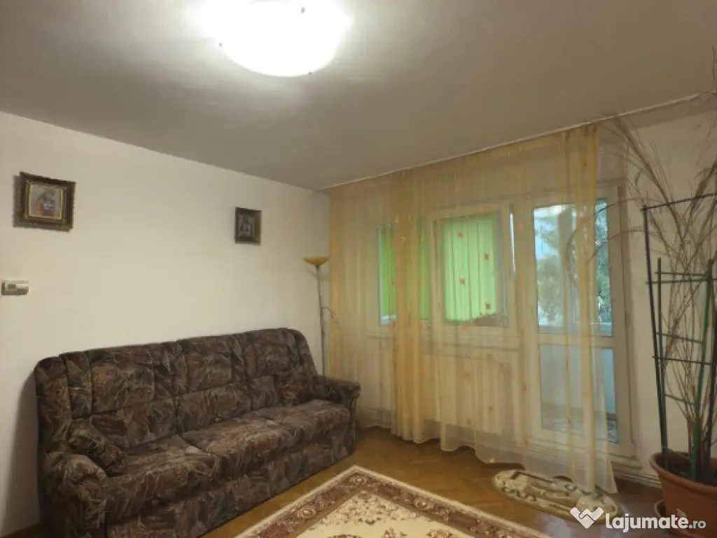 Apartament cu 2 camere, semidecomandat - zona Astra 