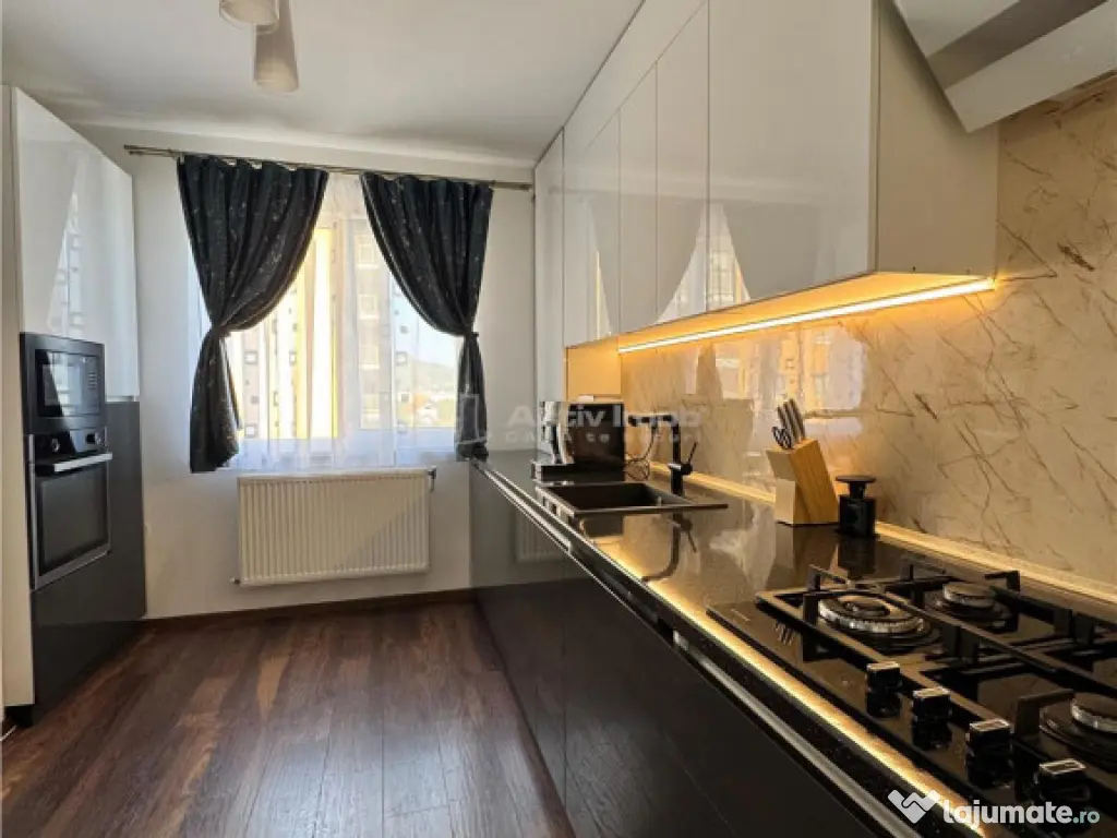 2 camere - Pietroasa - Etaj 3 