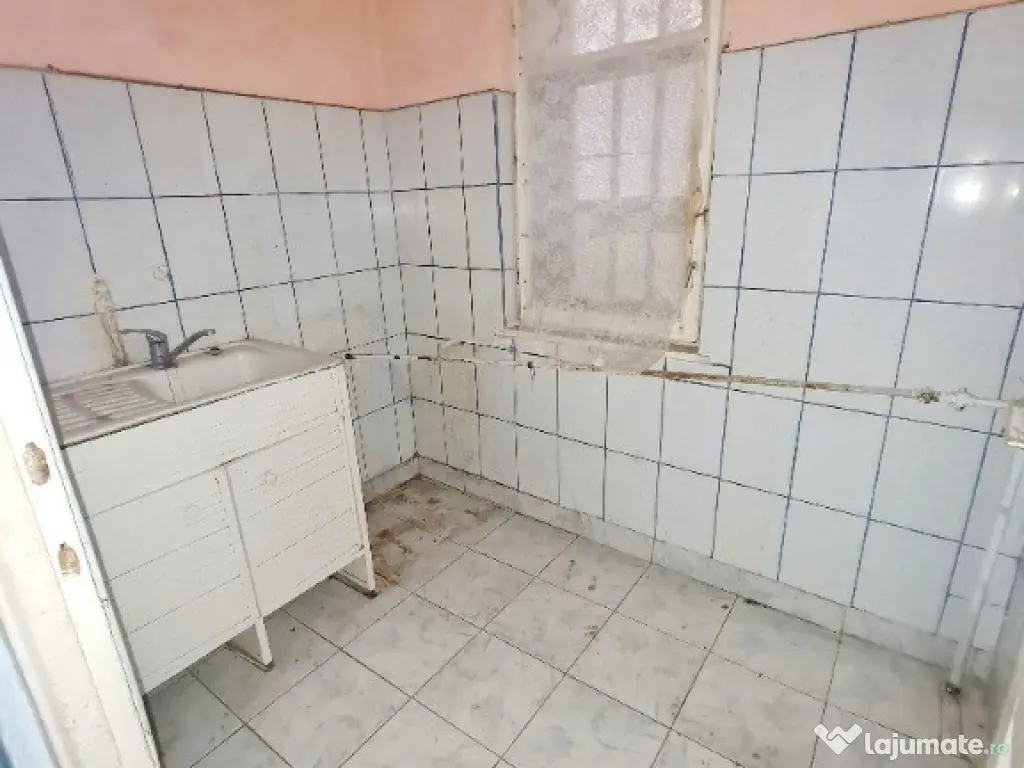 4 camere cf 2 Hipodrom sup 55 mp 