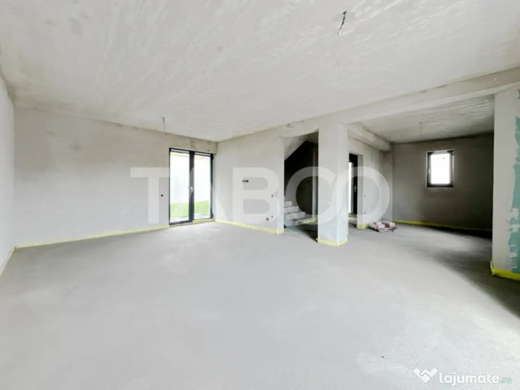 De vanzare duplex 200 mp utili si teren liber 180 mp cu gara 