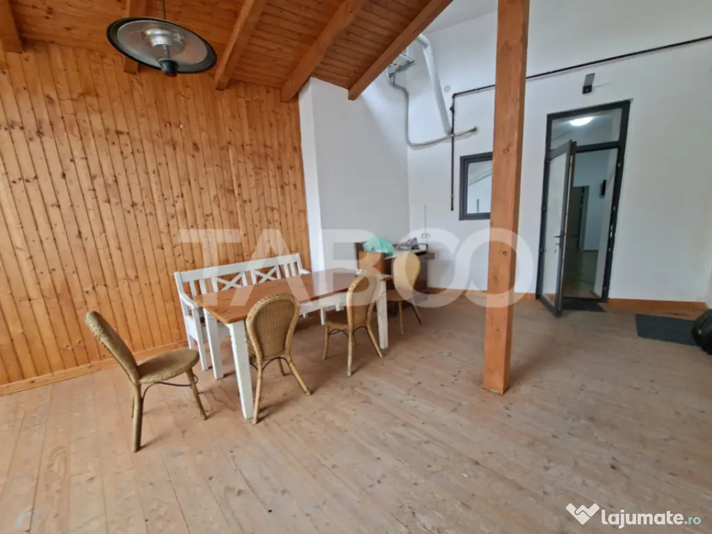 Apartament de inchiriat 3 camere in centrul vechi al orasulu 