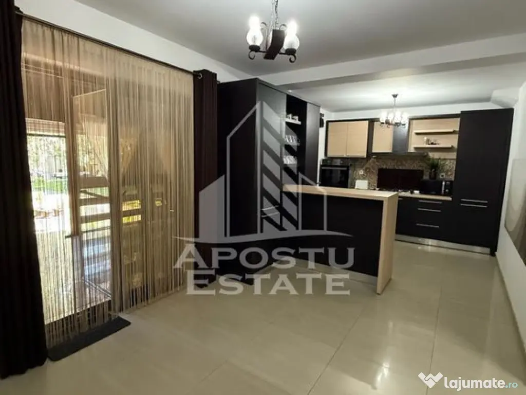 Pensiune amenajata 10 camere, 10 bai, 2 bucatarii, in Del...