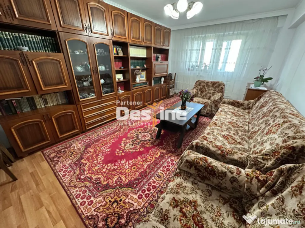 Apartament 3 camere, 70 mp utili, lift nou – Pașcani