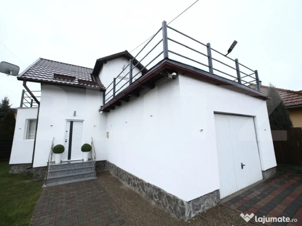 Casa Ultramoderna Zona Budiu