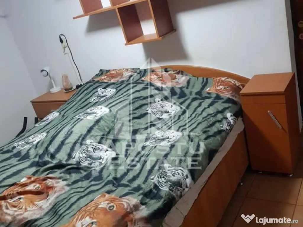 Casa individuala, 4 camere, 2 cai de acces, situata in zo...