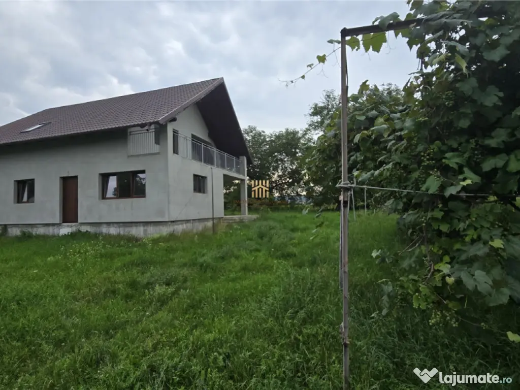 Casa Noua in Mitocu Dragomirnei Suceava De 0727817187 