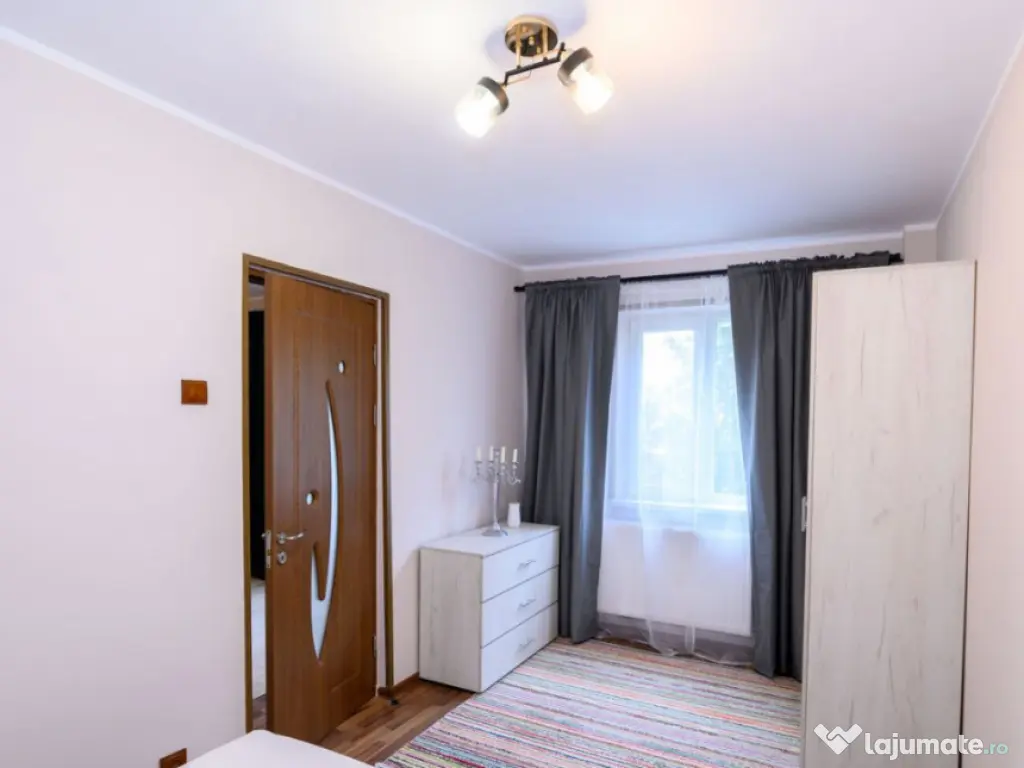Apartament 2 camere, Casa de Cultură – 41 mp, etaj 3/4. 