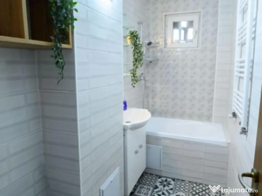 Apartament 2 camere, Casa de Cultură – 41 mp, etaj 3/4. 