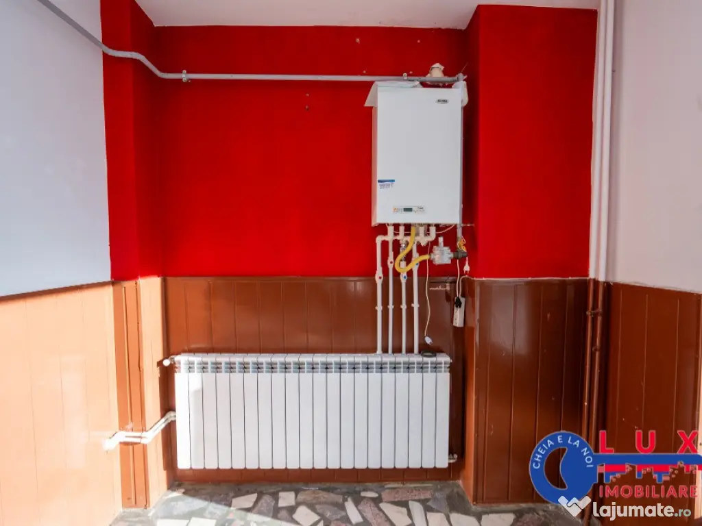 ID 8268 DE ÎNCHIRIAT spațiu comercial 