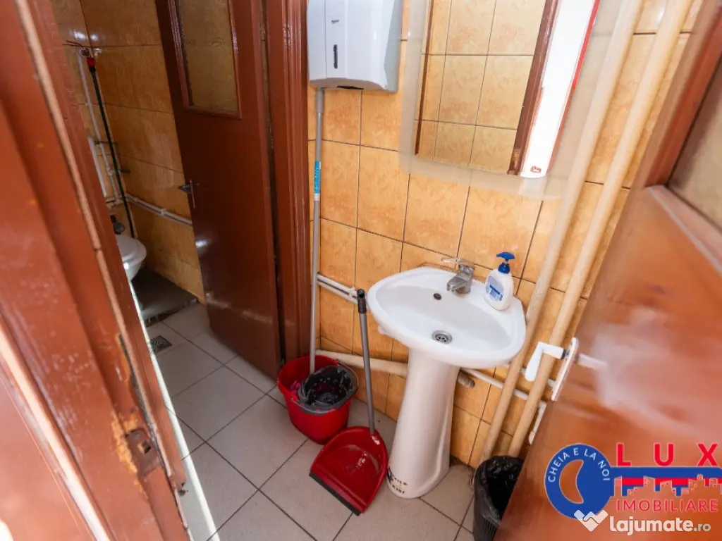 ID 8268 DE ÎNCHIRIAT spațiu comercial 