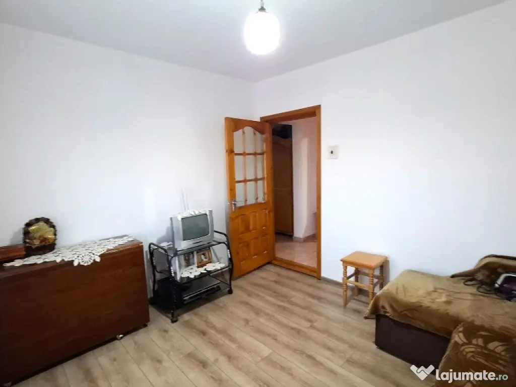 Apartament 3 camere – Zona Lidl Sud, Focșani 