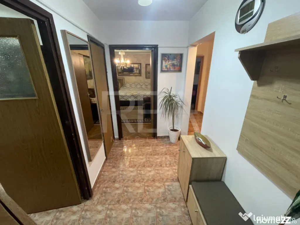 4 camere,Liviu Rebreanu,decomandat,et.1,parcare,79 mp,metrou