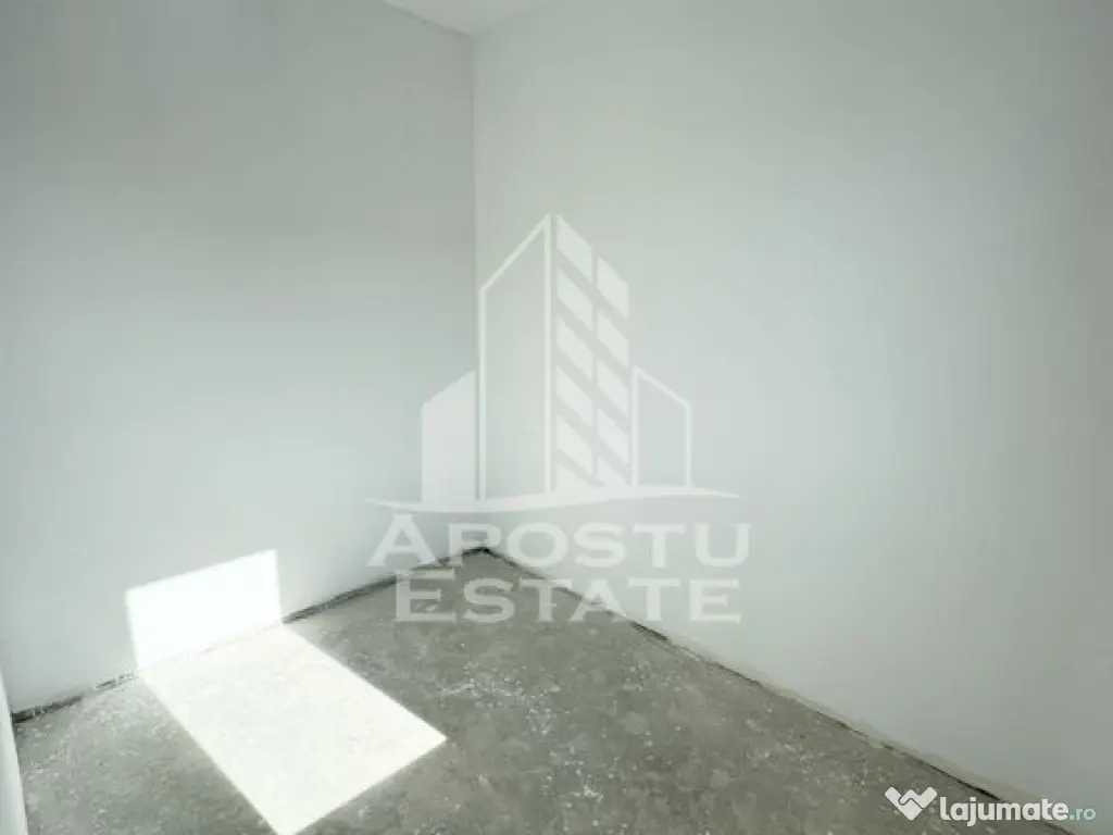 Duplex cu 4 camere, zid dublu, dormitor cu baie si dressi... 