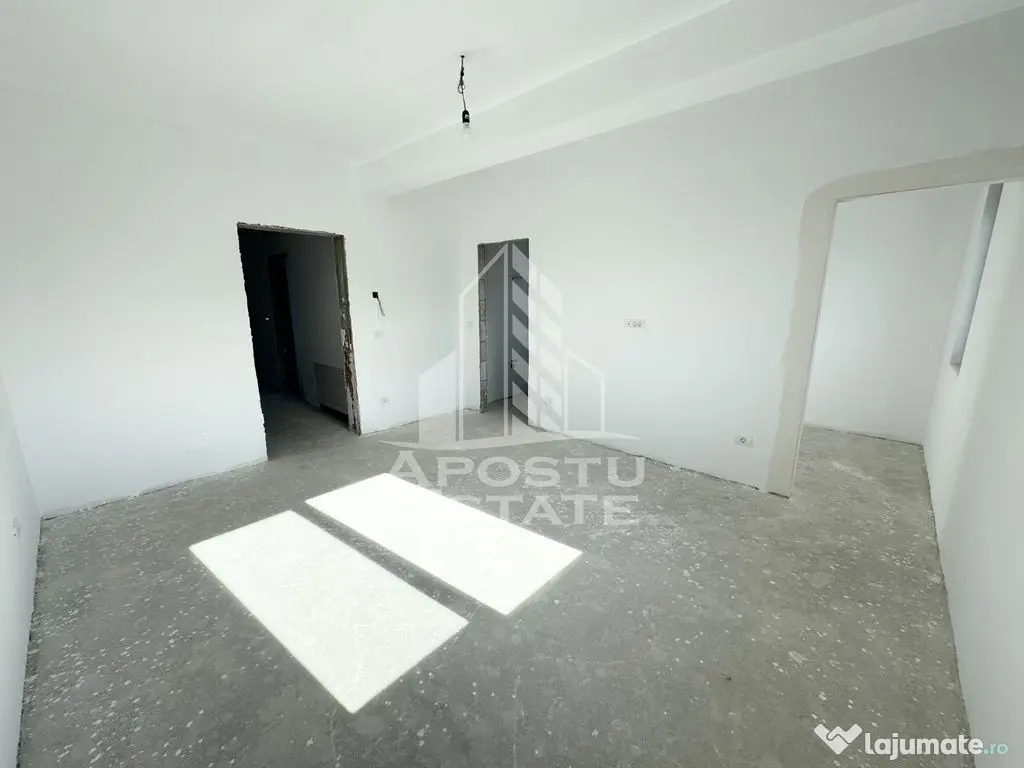 Duplex cu 4 camere, zid dublu, dormitor cu baie si dressi... 