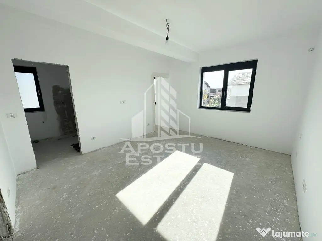 Duplex cu 4 camere, zid dublu, dormitor cu baie si dressi... 