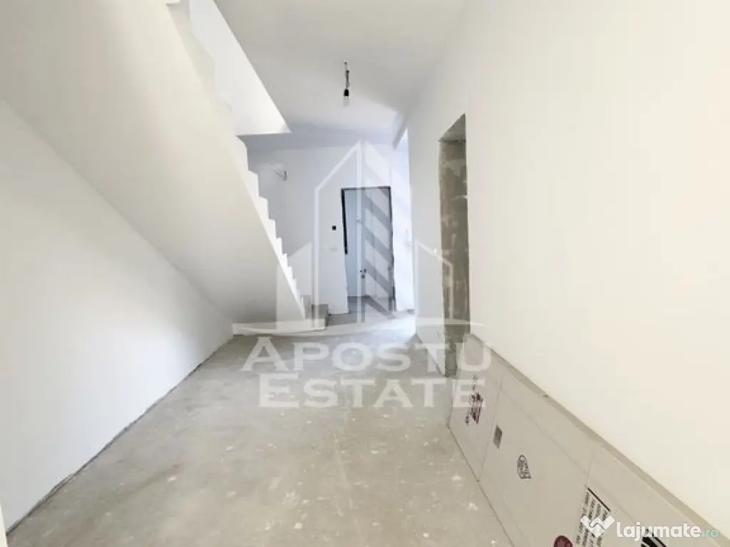 Duplex cu 4 camere, zid dublu, dormitor cu baie si dressi... 