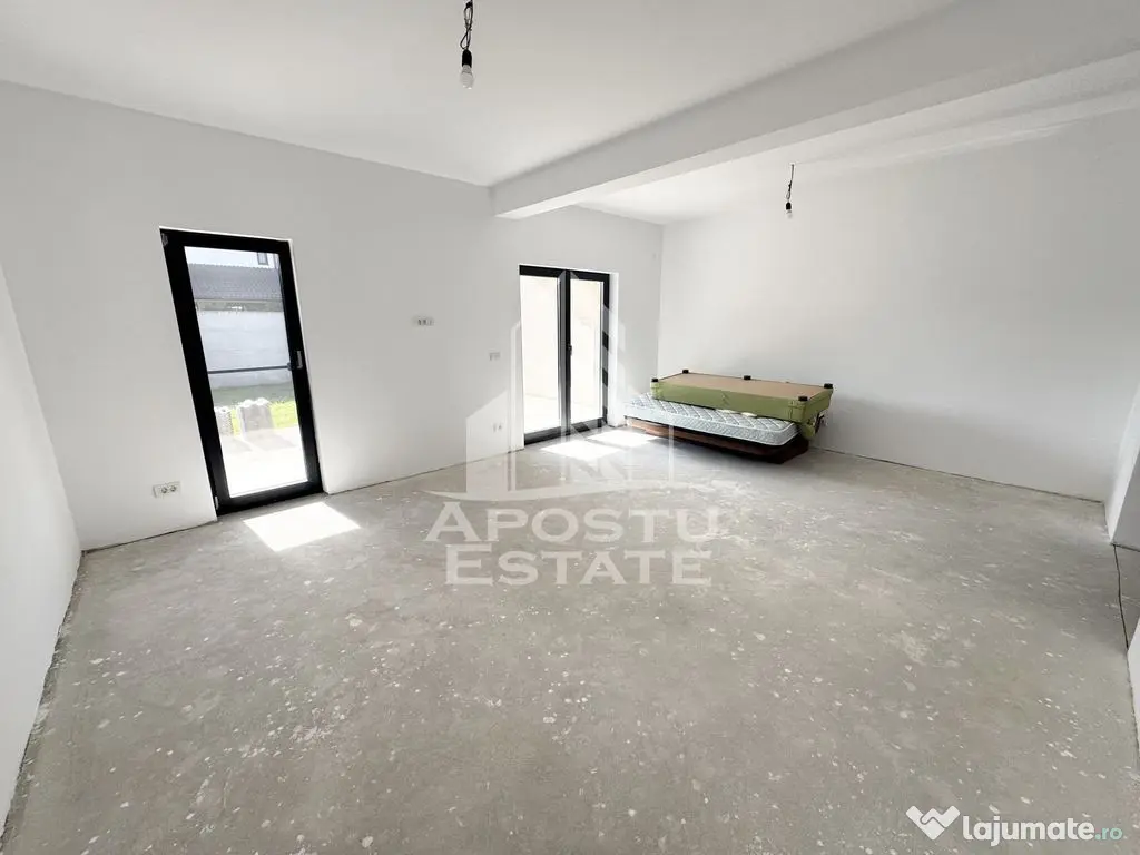 Duplex cu 4 camere, zid dublu, dormitor cu baie si dressi... 