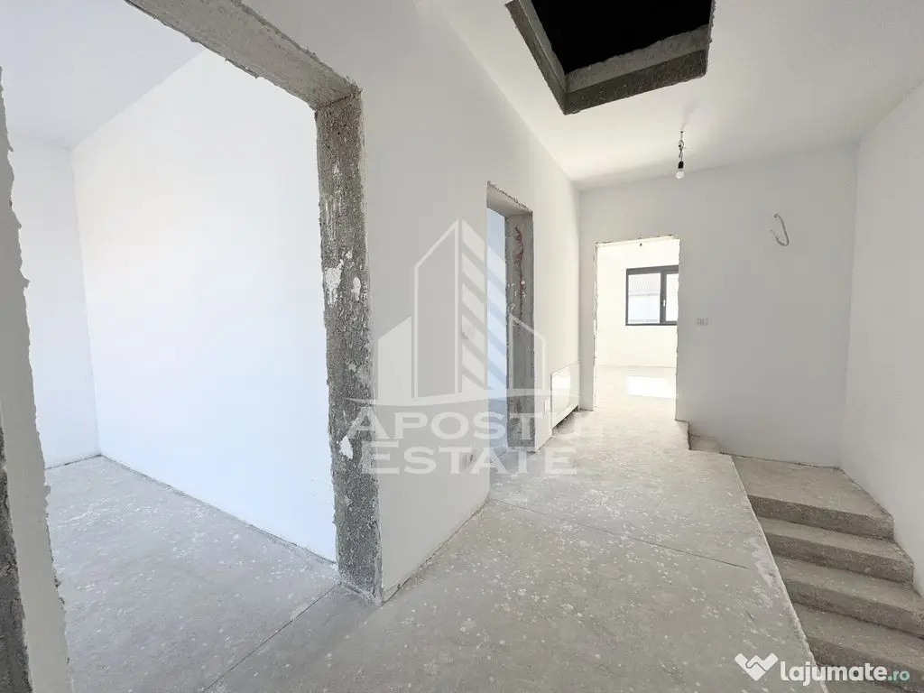 Duplex cu 4 camere, zid dublu, dormitor cu baie si dressi... 