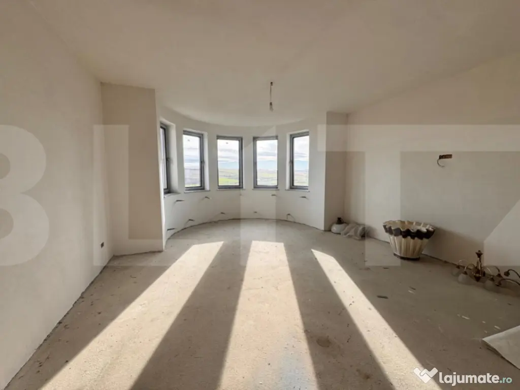 Casă D+P+E+P în Răchiți - teren mare și posibilitate de