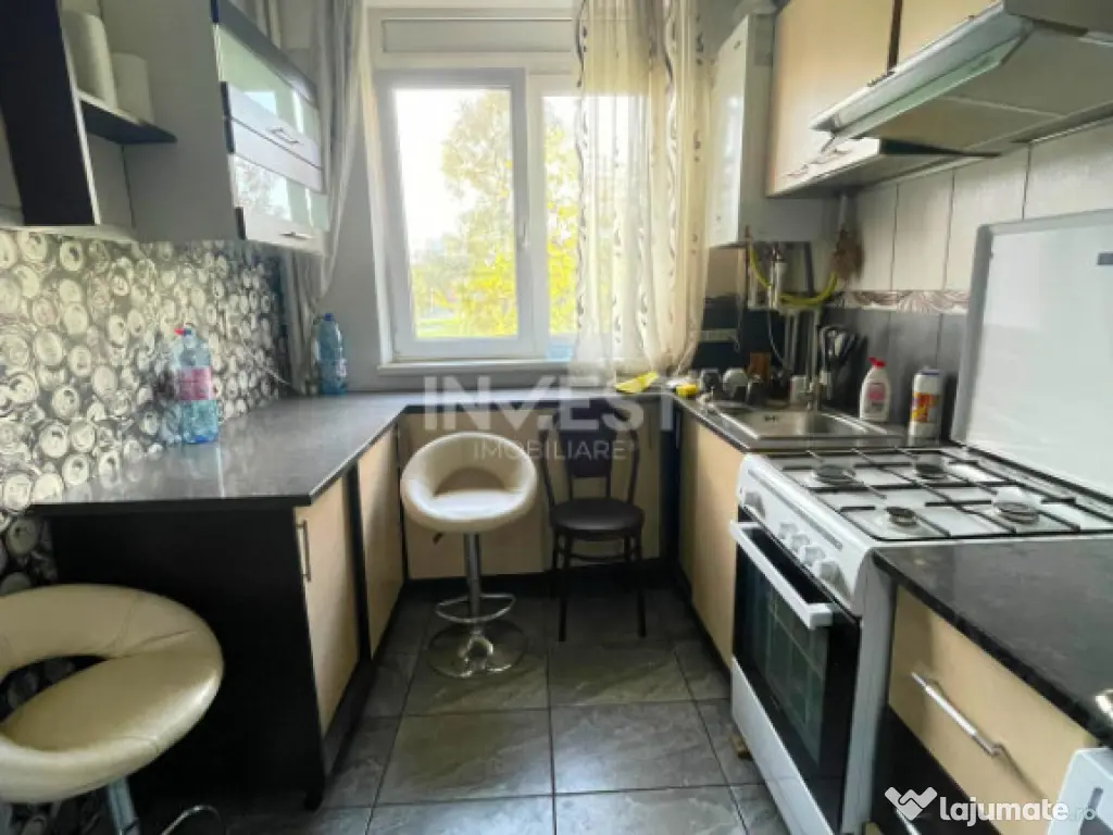 Apartament 3 camere-60 mp-Etaj 1-Podu Ros 