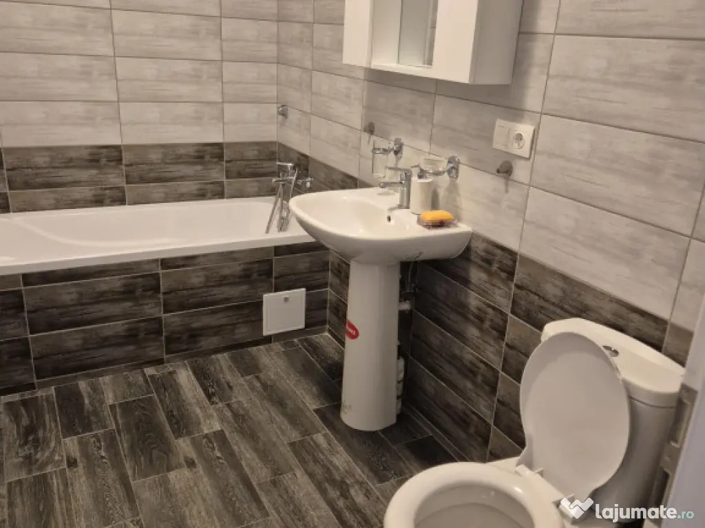 Garsoniera zona SANPETRU, 