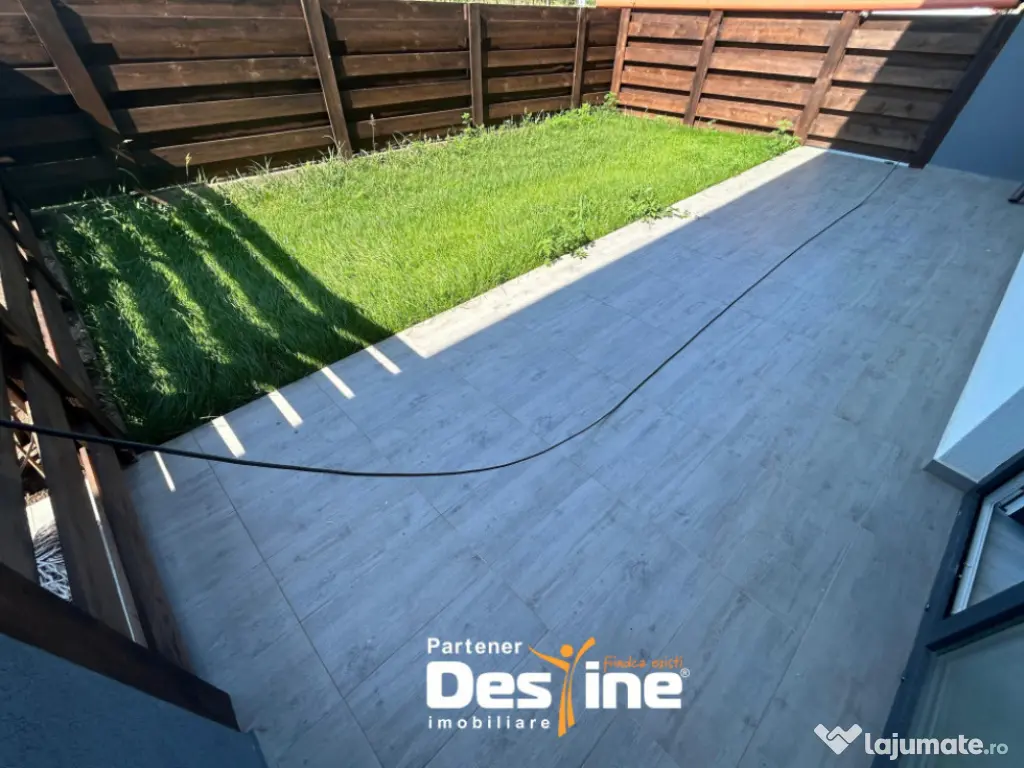 Casă Duplex 113mp utili P+1 2 locuri de parcare si curte 