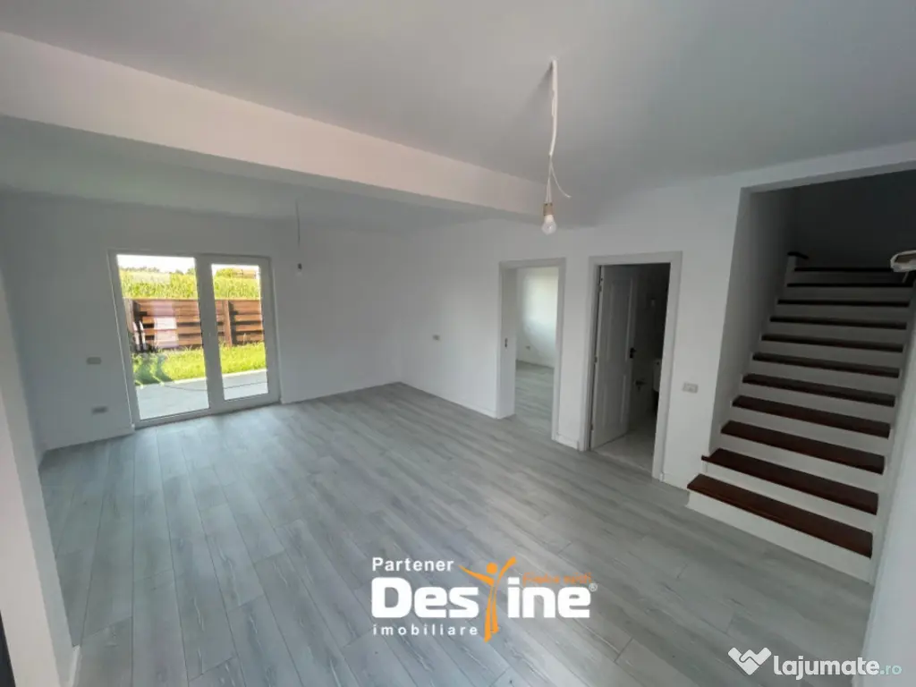 Casă Duplex 113mp utili P+1 2 locuri de parcare si curte 