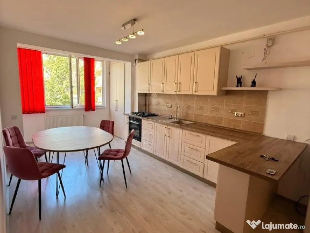 Apartament 2 camere decomandat zona Florilor 