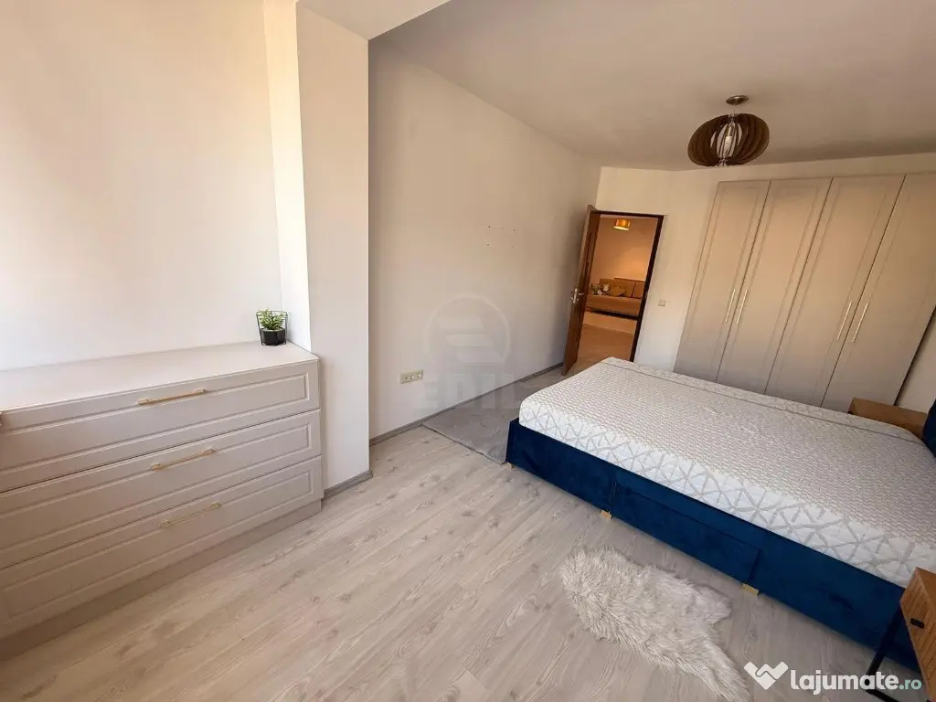 Apartament 2 camere decomandat zona Florilor 