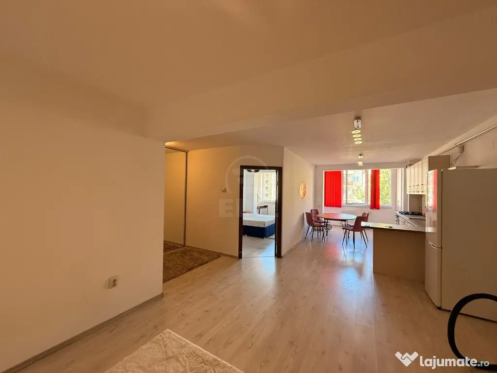 Apartament 2 camere decomandat zona Florilor 