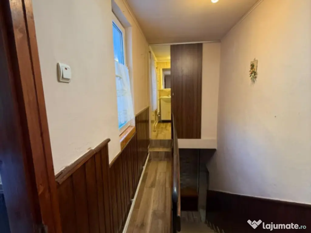 Casa 3 camere + teren 912mp zona Caraiman 