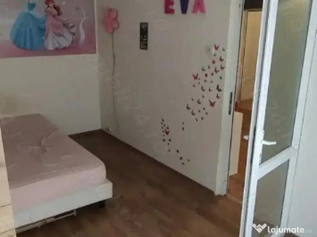 Inel 2, apartament 3 camere, etaj 1, gaze, vanzari Constanta