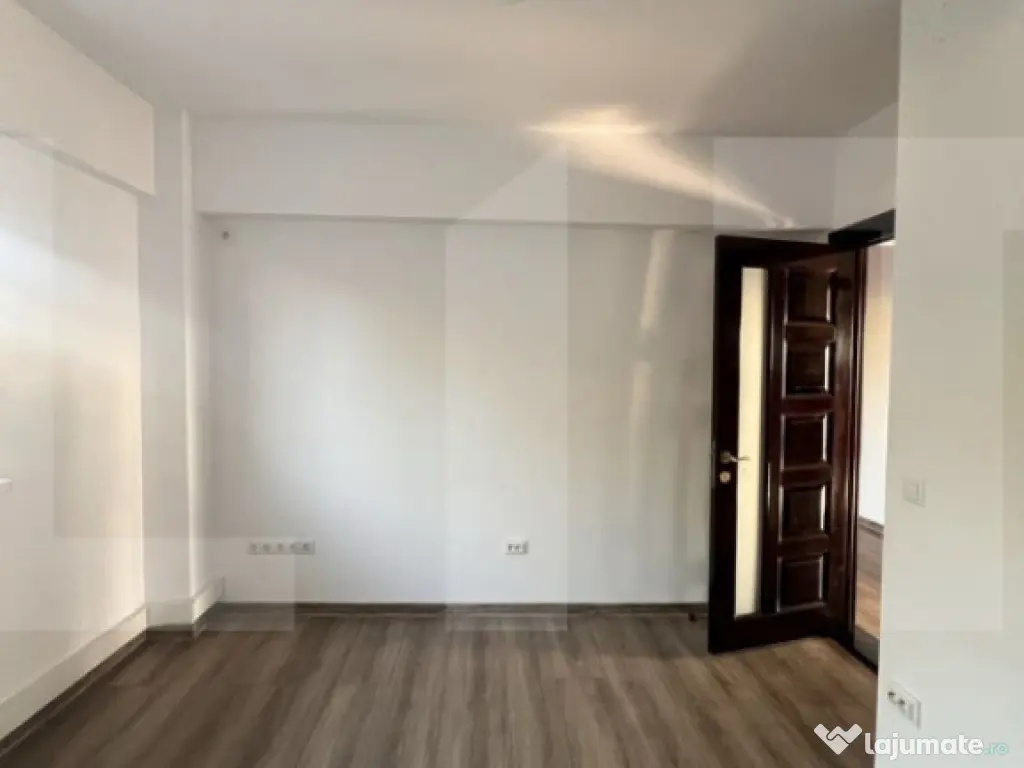 Apartament de 2 camere, 60 mp, zona Piata Mare