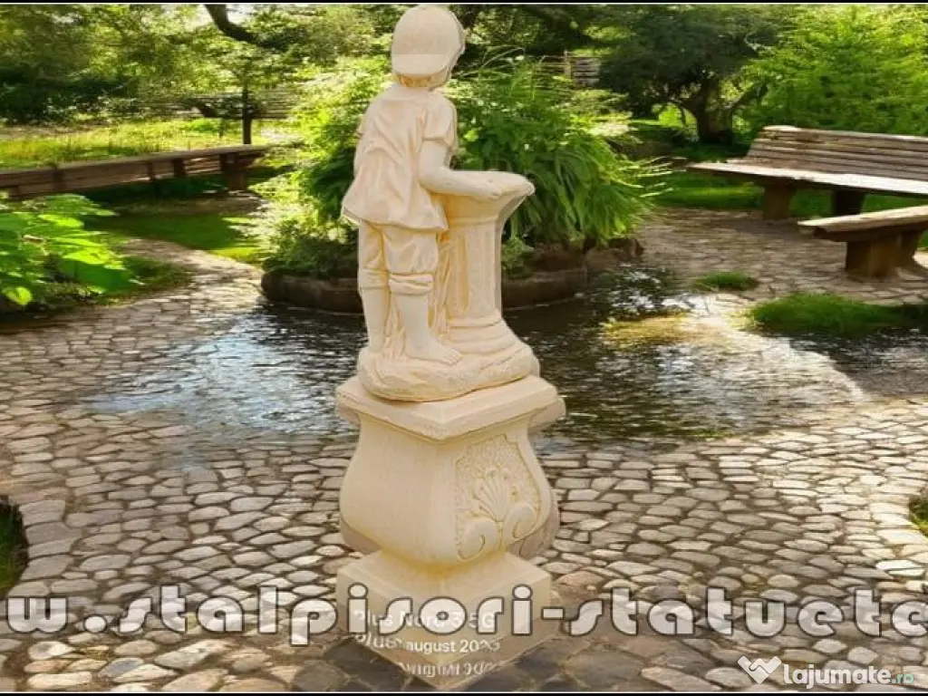 Set stativ cu copil la cișmea, galben patinat, model S27-S93. 