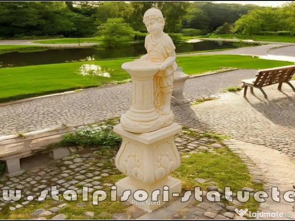 Set stativ cu copil la cișmea, galben patinat, model S27-S93. 