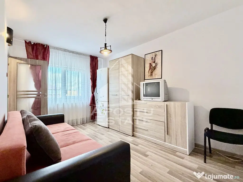 Garsoniera cu bucatarie inchisa gaz Calea Aradului 