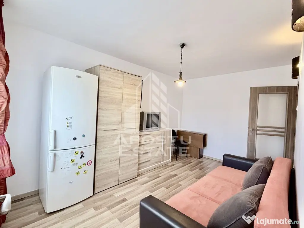 Garsoniera cu bucatarie inchisa gaz Calea Aradului 