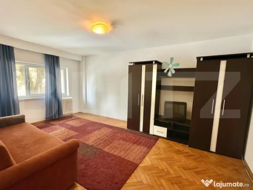 Apartament 3 camere de inchiriat,2 bai, etaj 1, zona Cetate