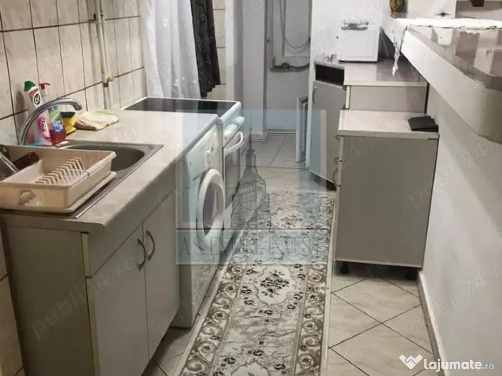 Garsoniera spatioasa/ zona Brasovul Vechi 