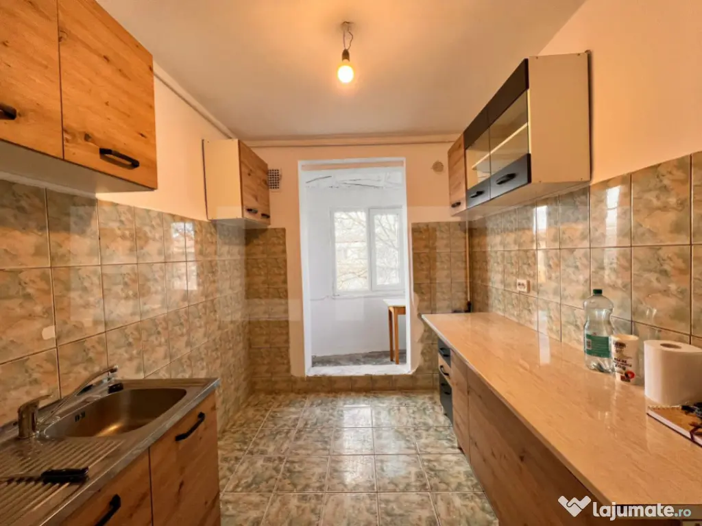 Apartament 2 camere,zona buna