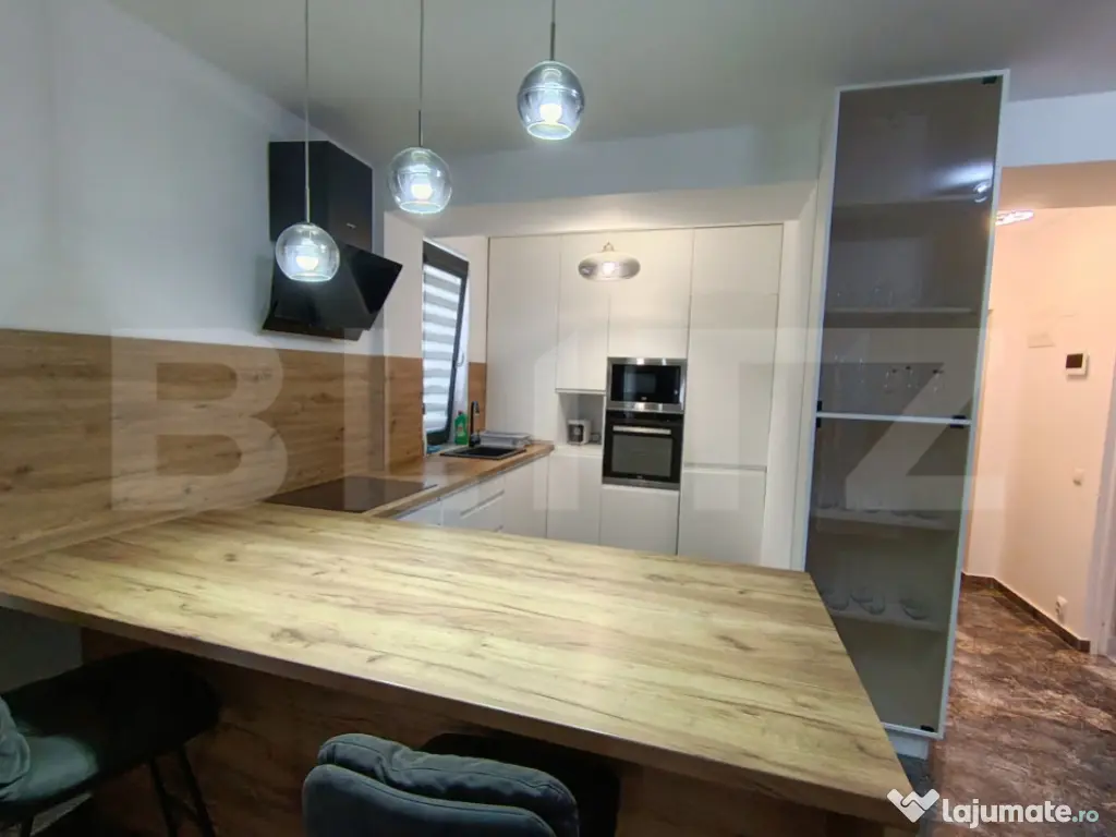 Apartament 3 camere, 100 mp, strada Crasnei