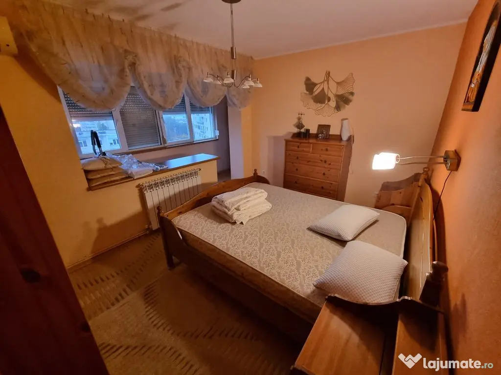 Apartament decomandat 3 camere zona Tomis Nord