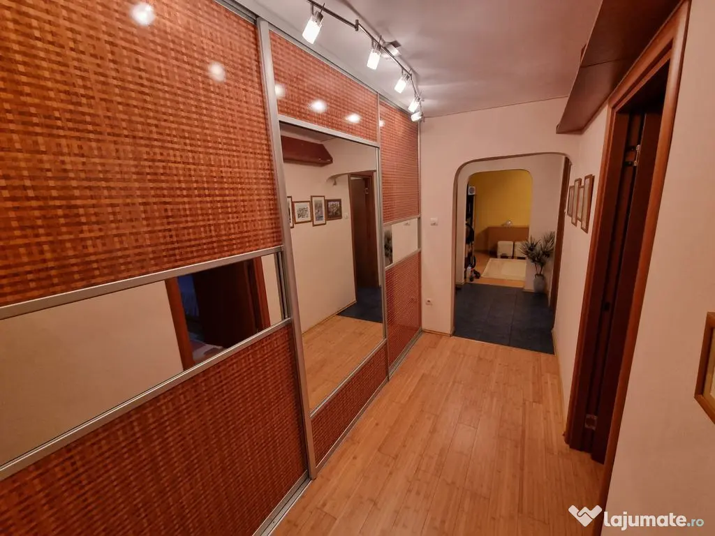 Apartament decomandat 3 camere zona Tomis Nord