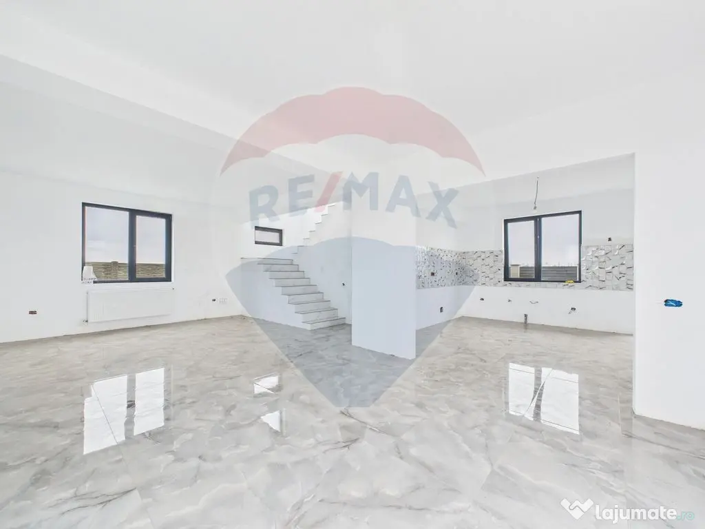Casa moderna cu 4 camere de vanzare - Zona Ganeasa - Moar... 