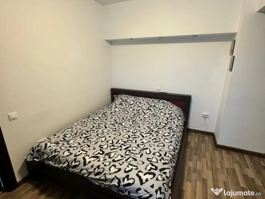 Apartament 2 camere decomandat- Casa de Cultura