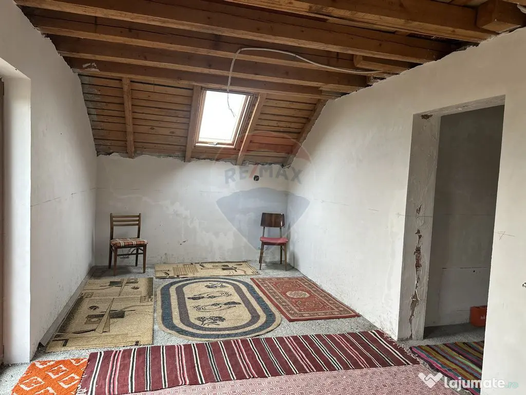 Casă / Vilă Girov Contesti 